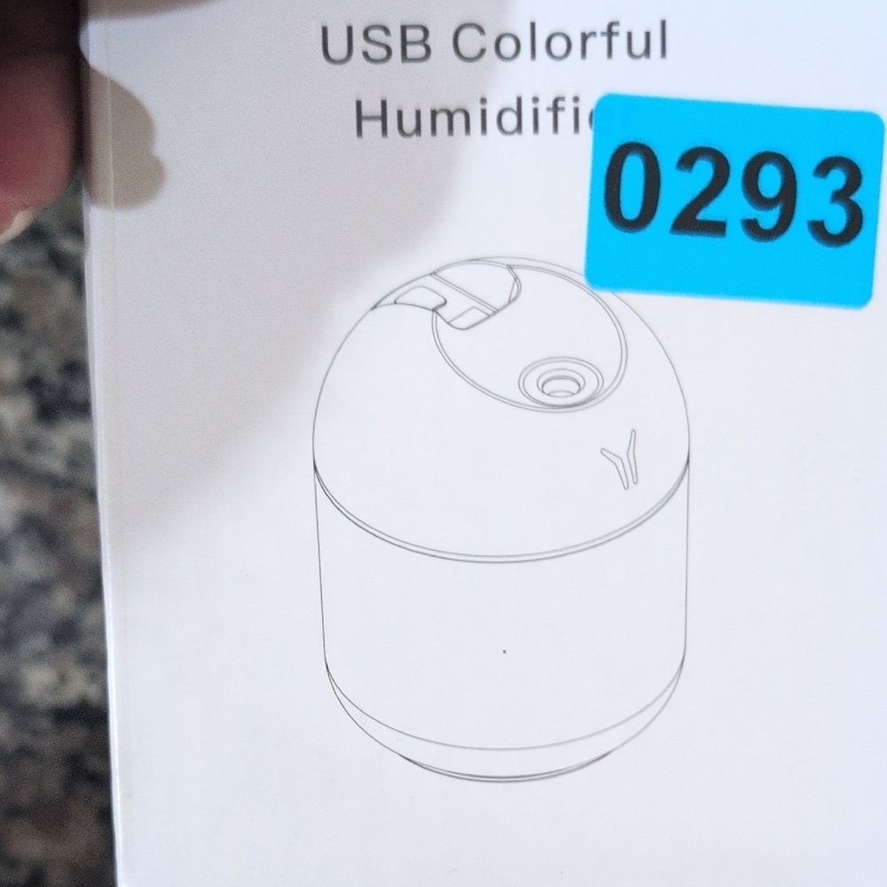 Blue Mini Air Humidifier - Picture 2 of 4